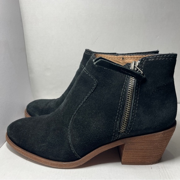 Madewell Janice Suede Black Booties Size 7 1/2 - Picture 9 of 13